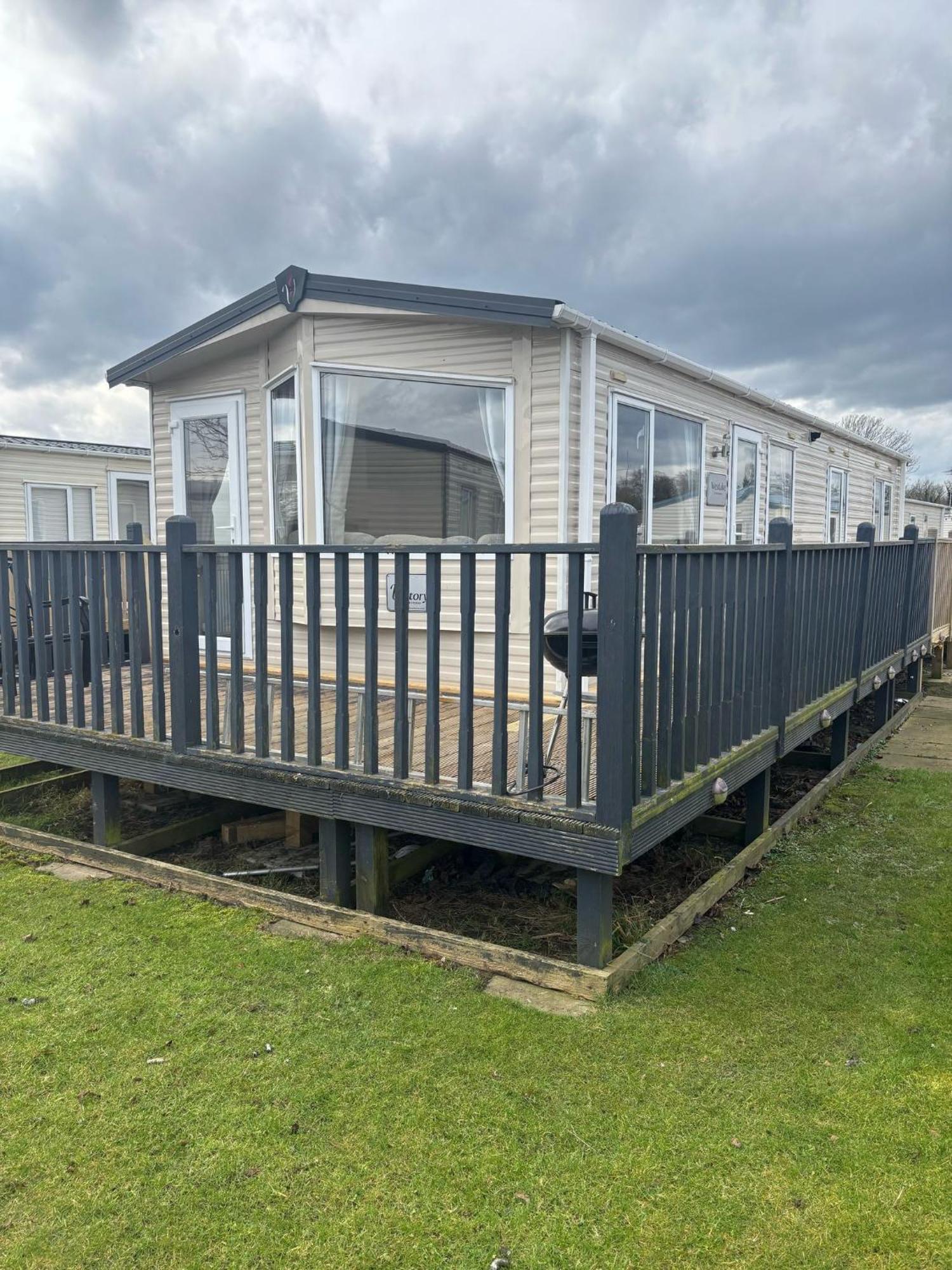 7 Lakes Breaks At 7 Lakes Country Park Crowle  Exterior photo